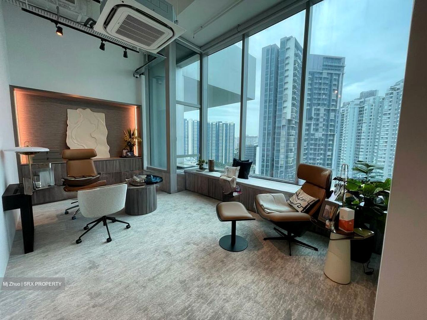 Arc 380 (D8), Office #599053791